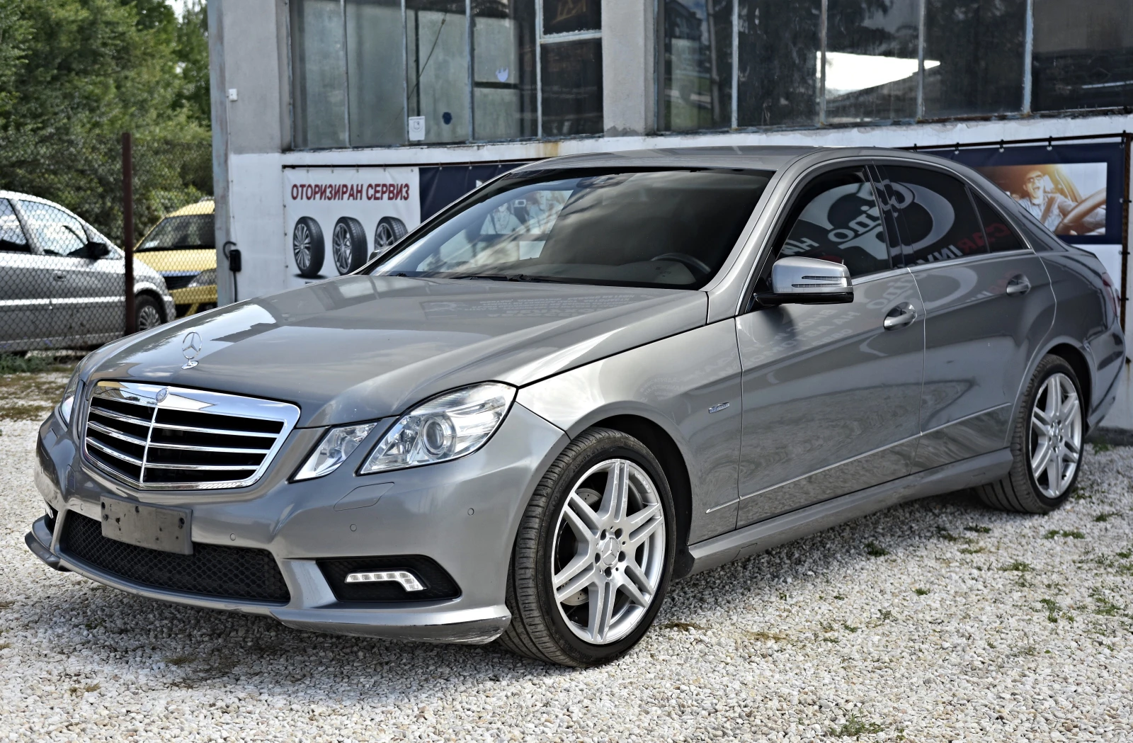 Mercedes-Benz E 350 E 350 АMG/4MAT, снимка 1