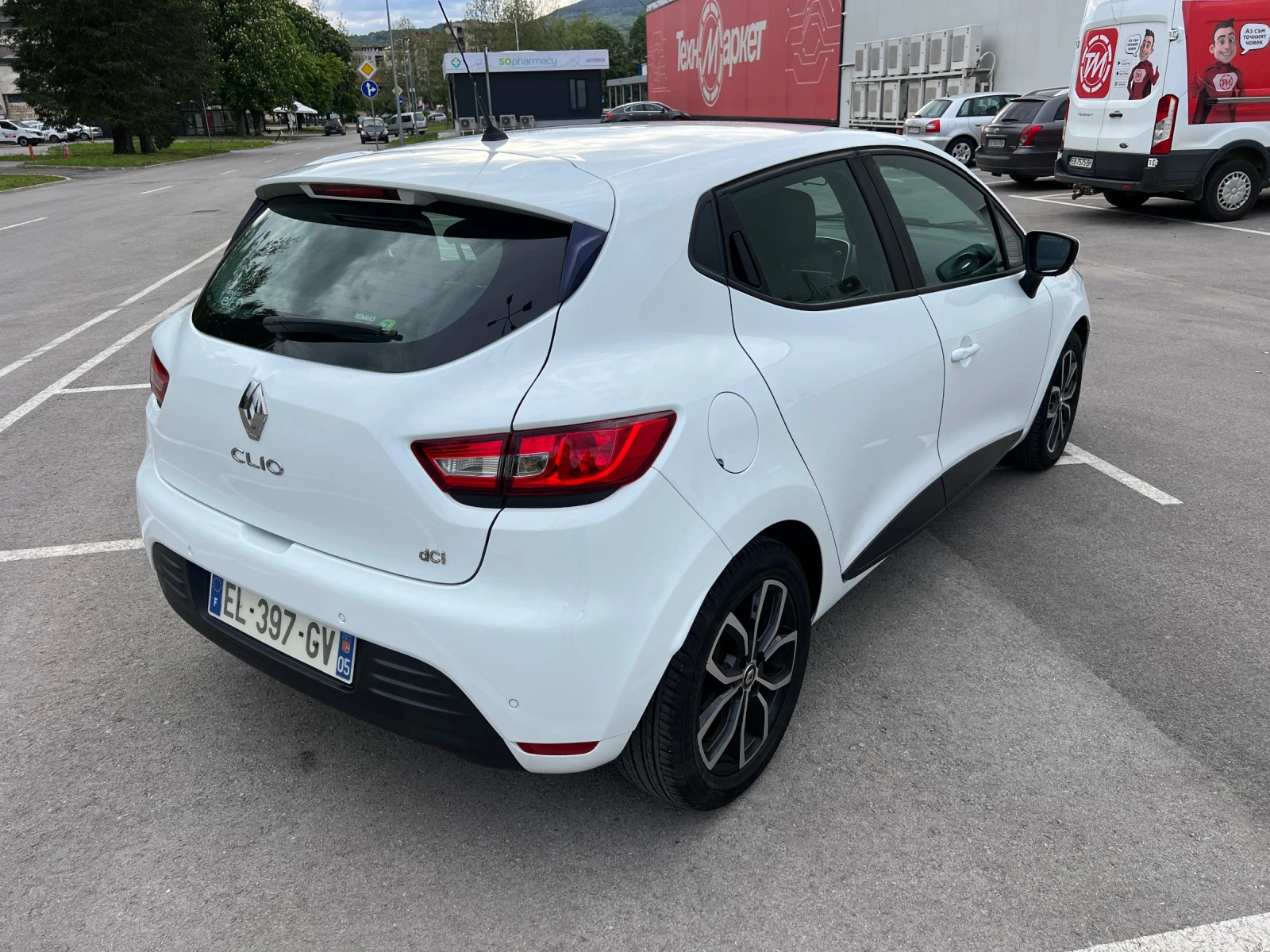 Renault Clio 1.5dCi* NAVI* FACE - изображение 6