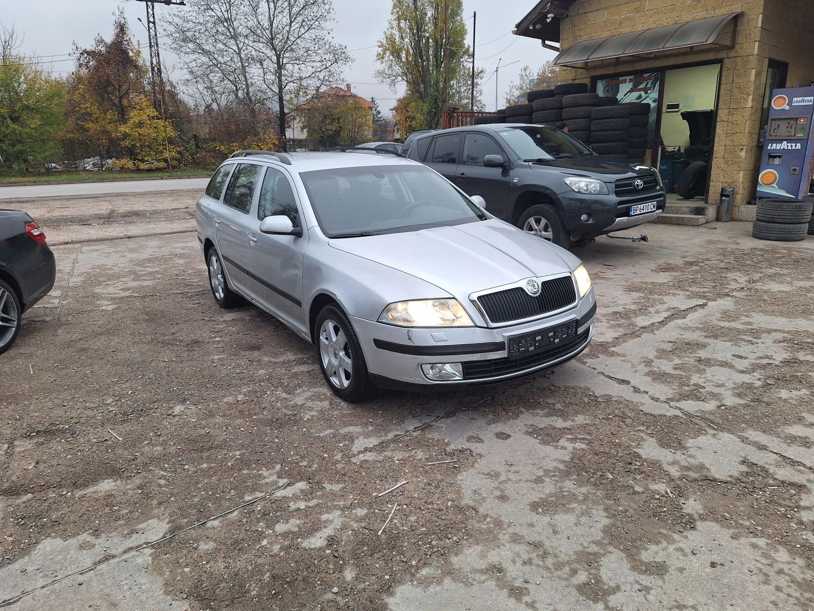 Skoda Octavia 2, 0 TDI 140 KS DSG  - изображение 3