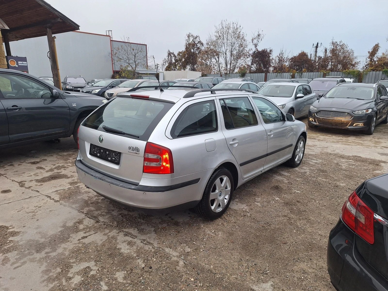 Skoda Octavia 2, 0 TDI 140 KS DSG  - изображение 4