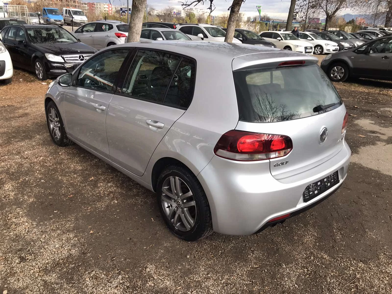 VW Golf 2.0 TDI 140 HIGH LINE - изображение 4