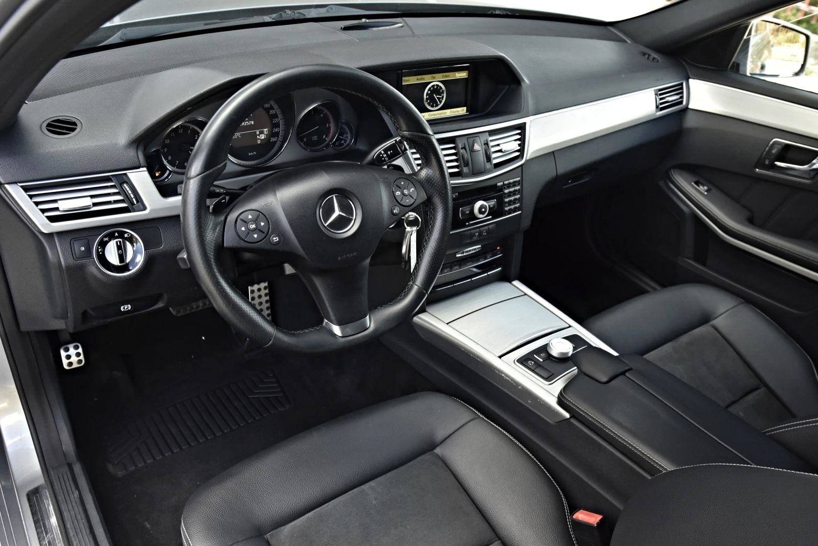 Mercedes-Benz E 350 E 350 АMG/4MAT - изображение 8