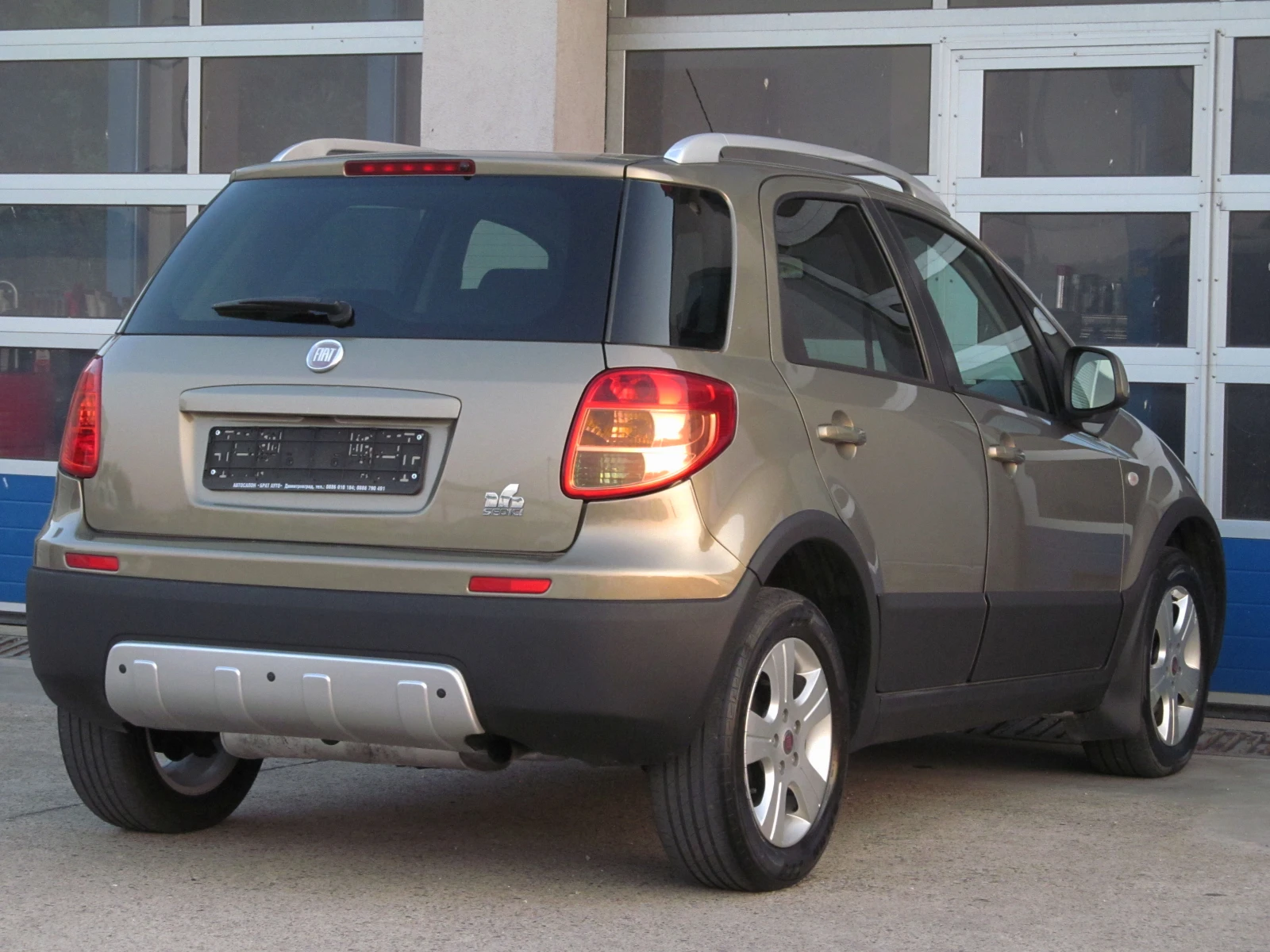 Fiat Sedici 1.9JTD/4x4 - изображение 3