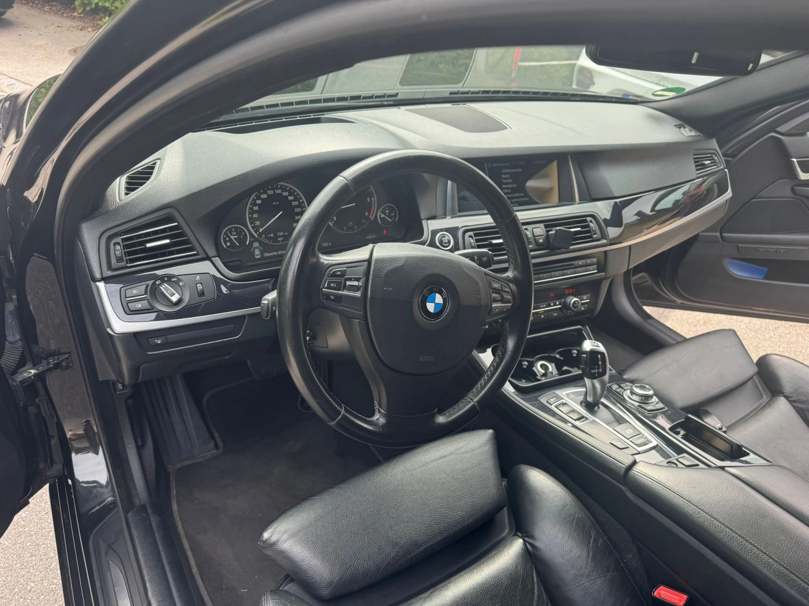 BMW 535 d Panorama Андроид нави Keyless GO - изображение 8