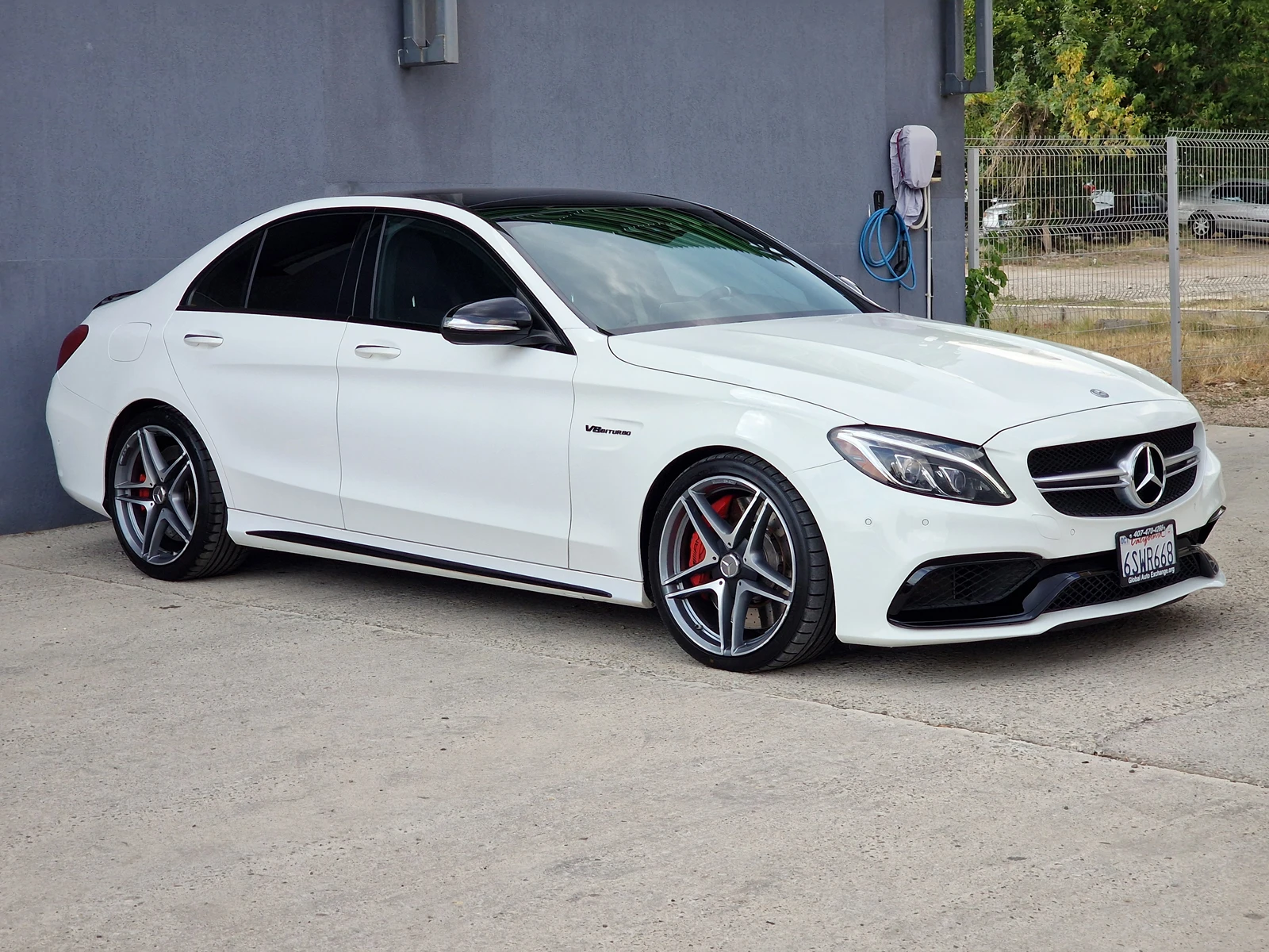 Mercedes-Benz C 63 AMG 4.0 V8 C63AMG S - изображение 2