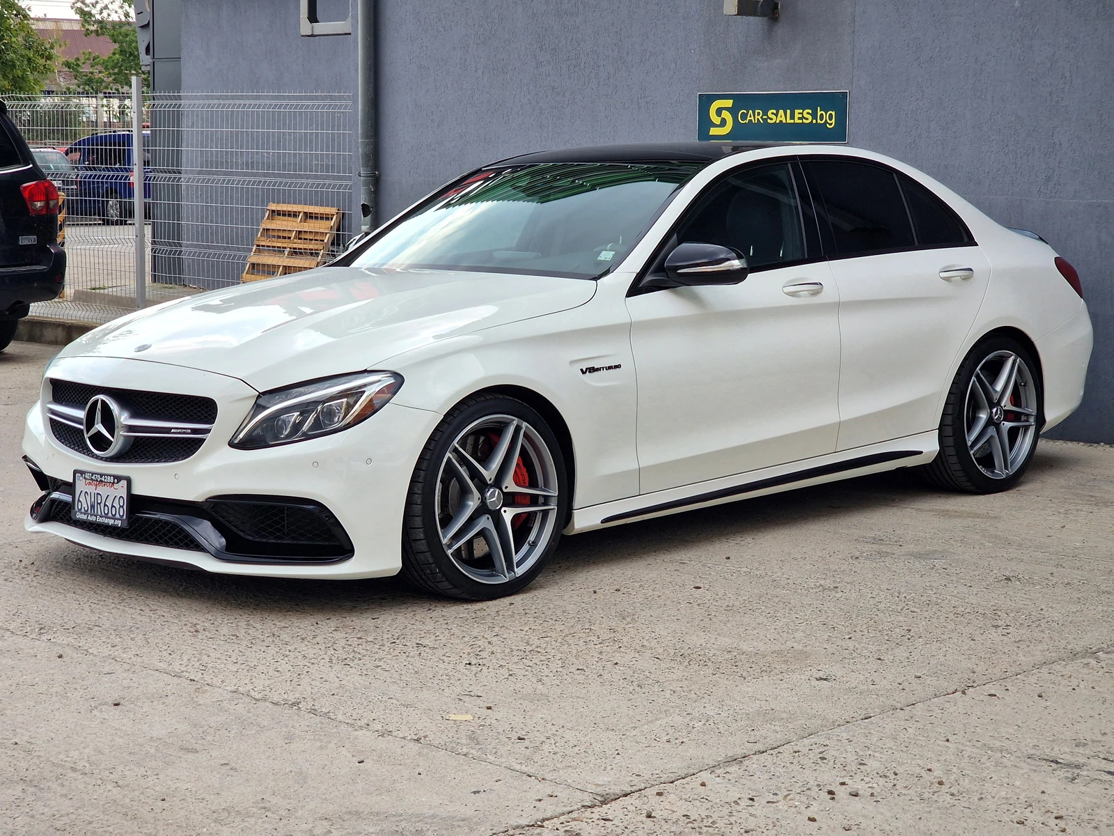 Mercedes-Benz C 63 AMG 4.0 V8 C63AMG S - изображение 4