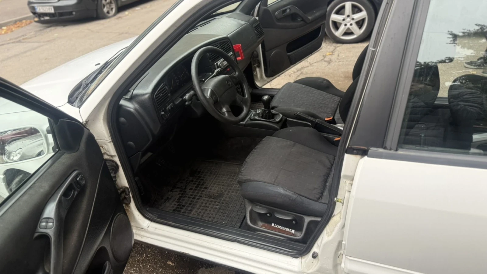 VW Passat 2.0i GT | Mobile.bg   12