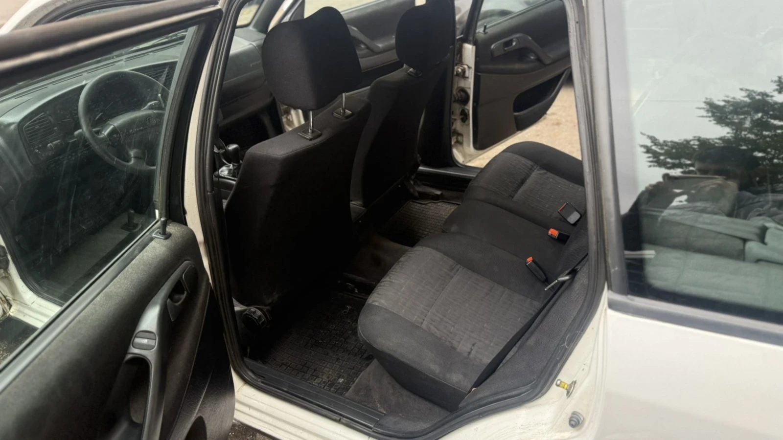 VW Passat 2.0i GT | Mobile.bg   13