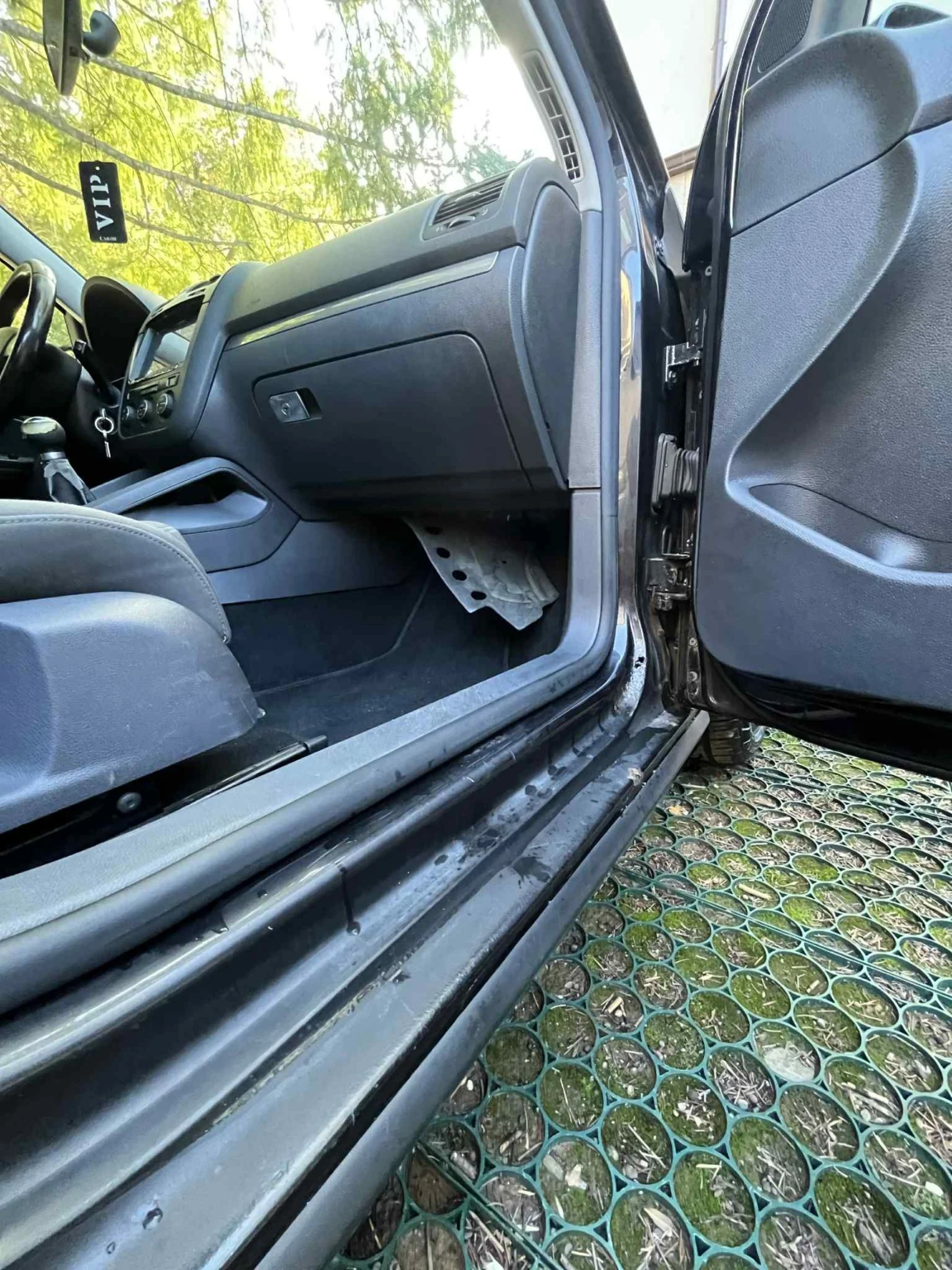 VW Golf 2.0 TDI 140 | Mobile.bg   7