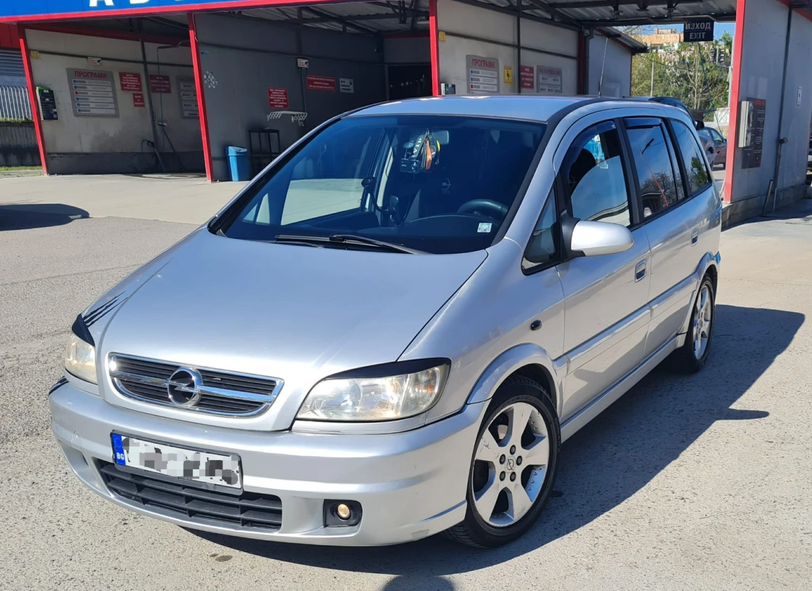 Opel Zafira OPC