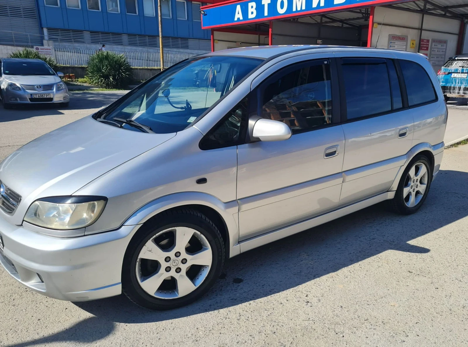 Opel Zafira OPC, снимка 12 - Автомобили и джипове - 52094788