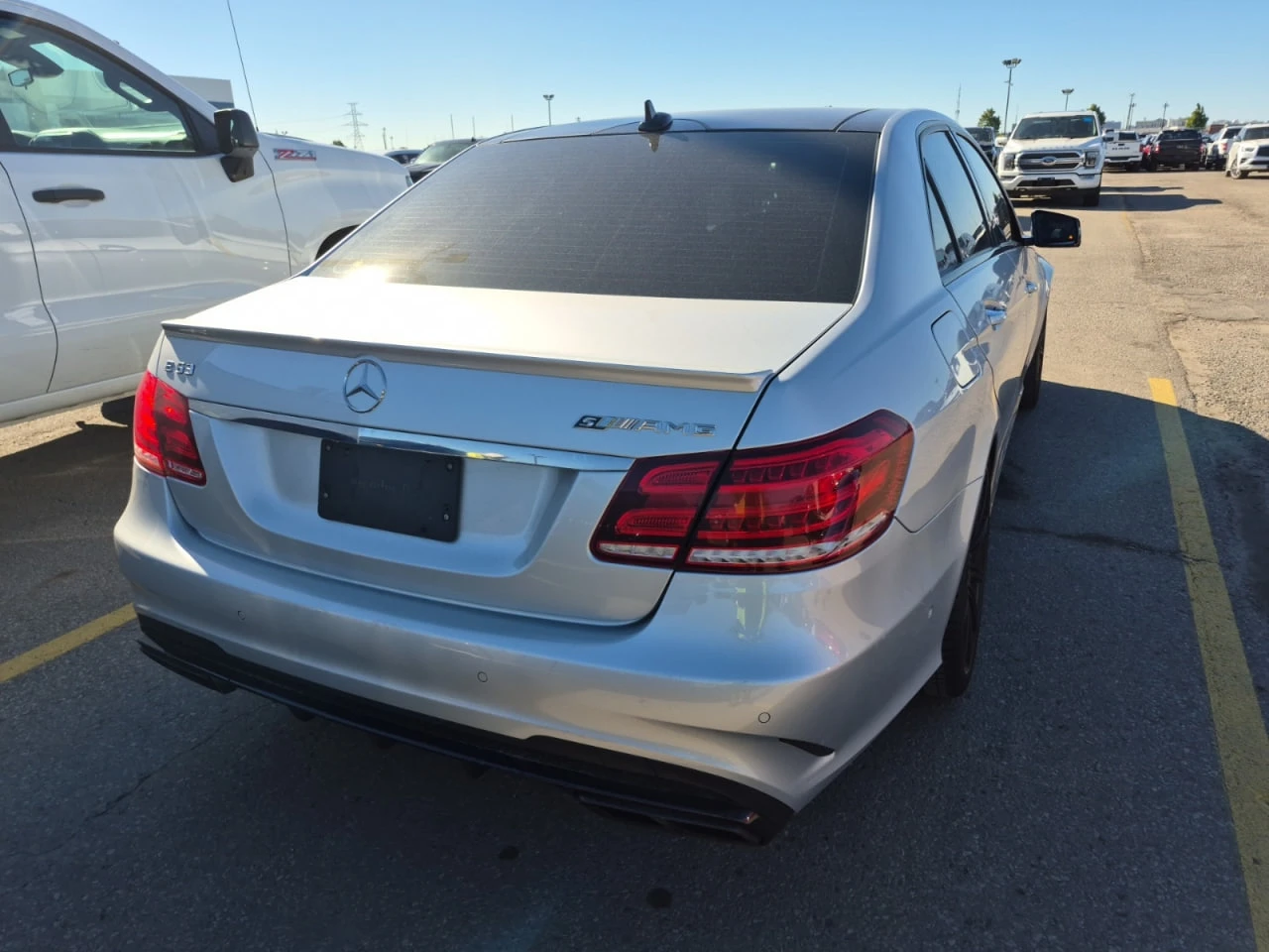 Mercedes-Benz E 63 AMG * АВТО КРЕДИТ* ЦЕНА ДО БГ * СЕРВИЗНА ИСТОРИЯ *  | Mobile.bg — изображение 3