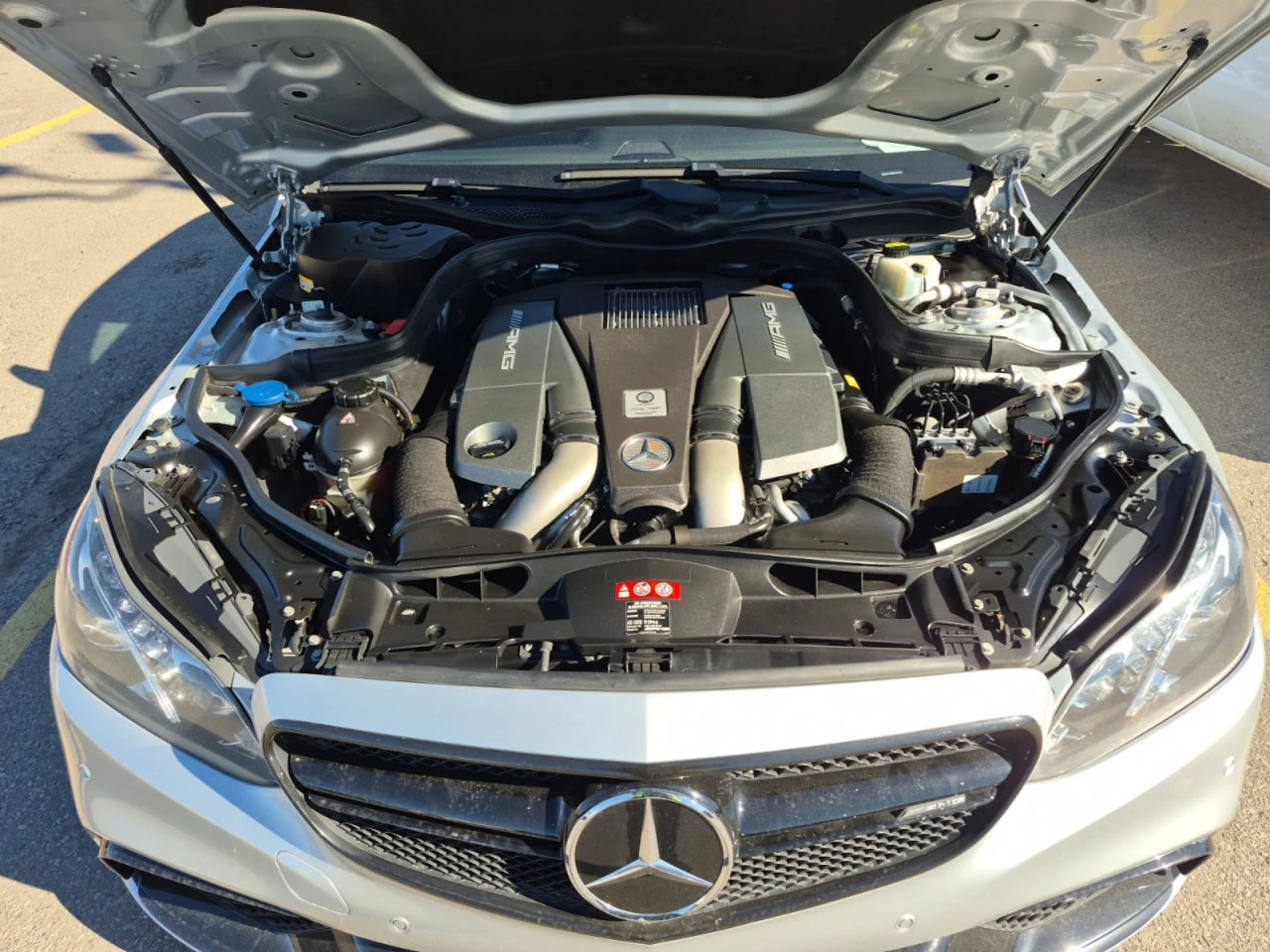 Mercedes-Benz E 63 AMG * АВТО КРЕДИТ* ЦЕНА ДО БГ * СЕРВИЗНА ИСТОРИЯ *  | Mobile.bg — изображение 12