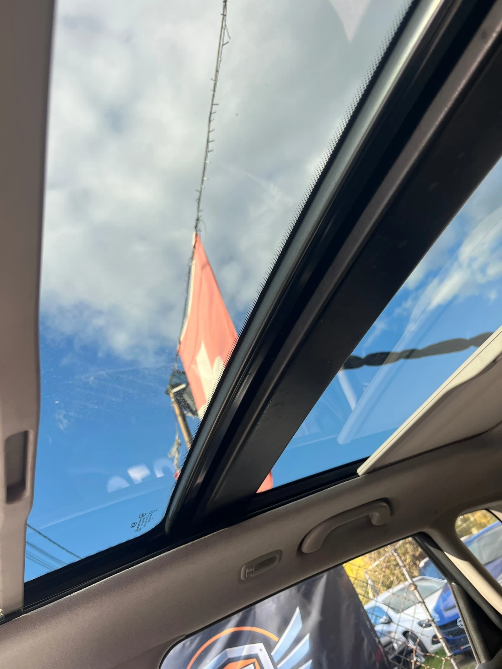 Kia Venga 1.6i - Automat - камера - Navi - 164000km - SWISS  - изображение 10