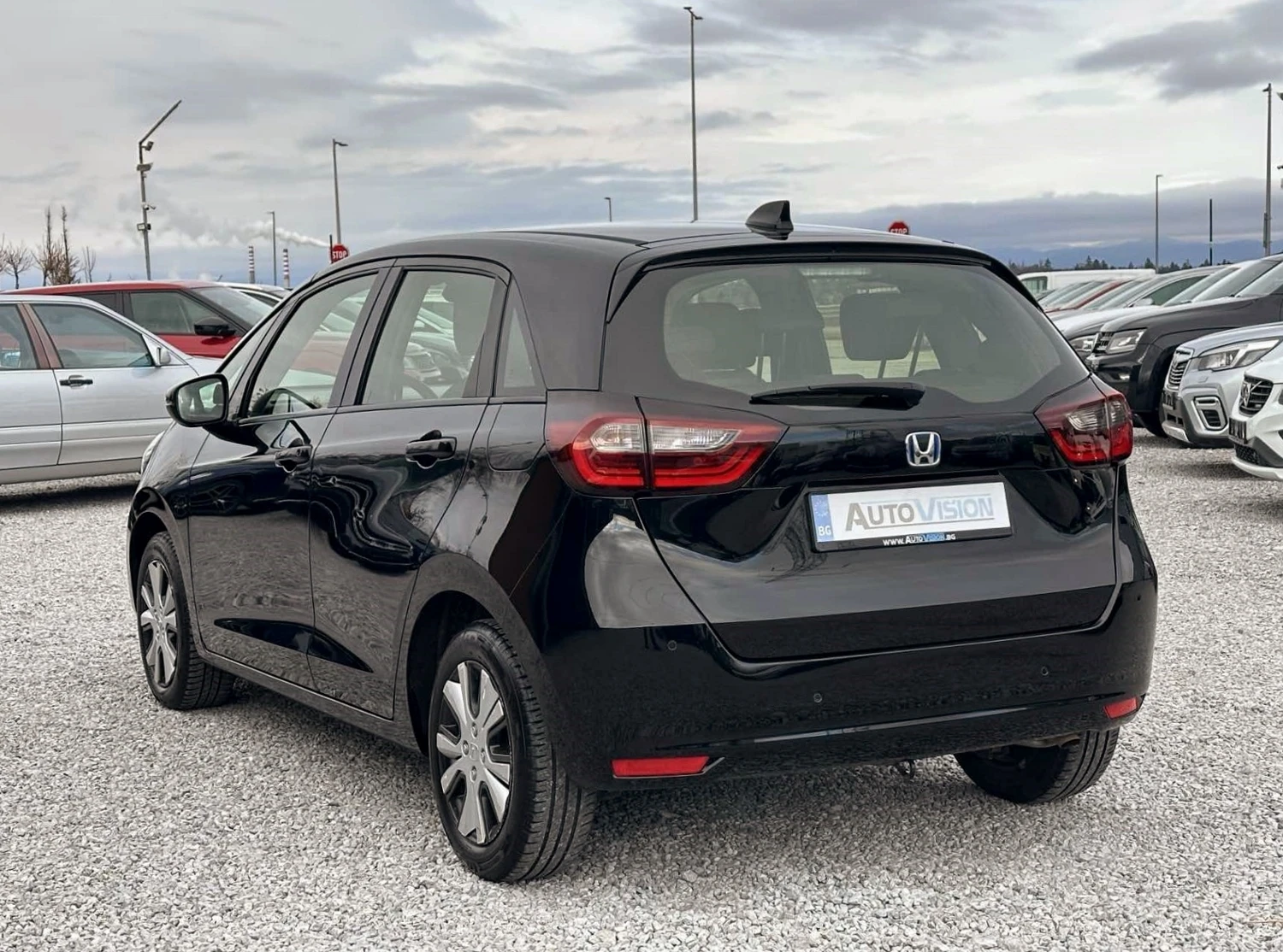 Honda Jazz 1.5i HiBRiD 109кс.CarPlay Подгрев LED  - изображение 4