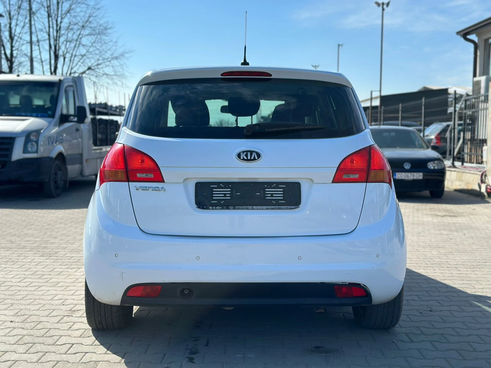 Kia Venga / 1.4I / GAS / EURO 5 / - изображение 4