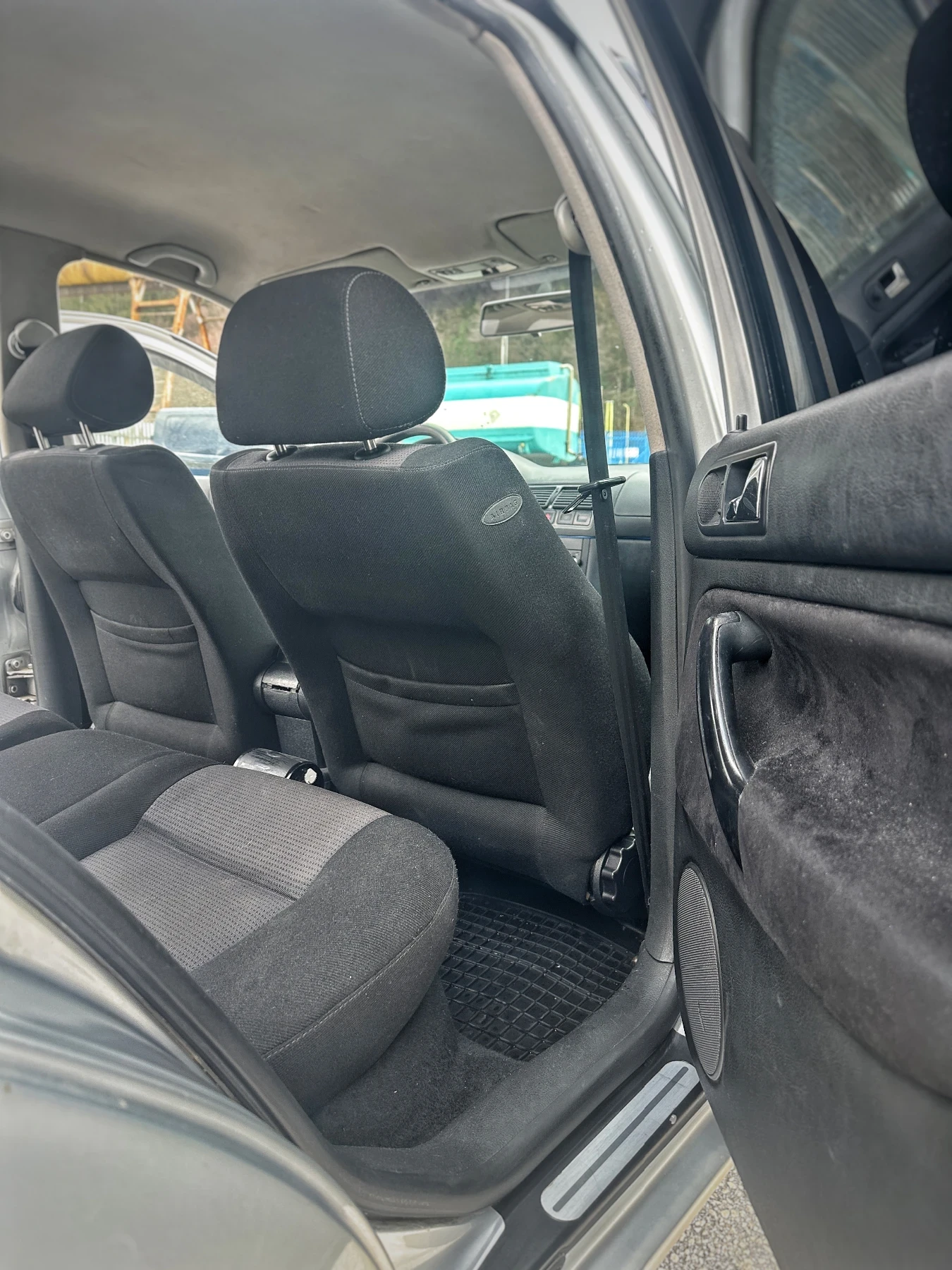 VW Golf Голф 4 1, 9TDI, снимка 16 - Автомобили и джипове - 53919427