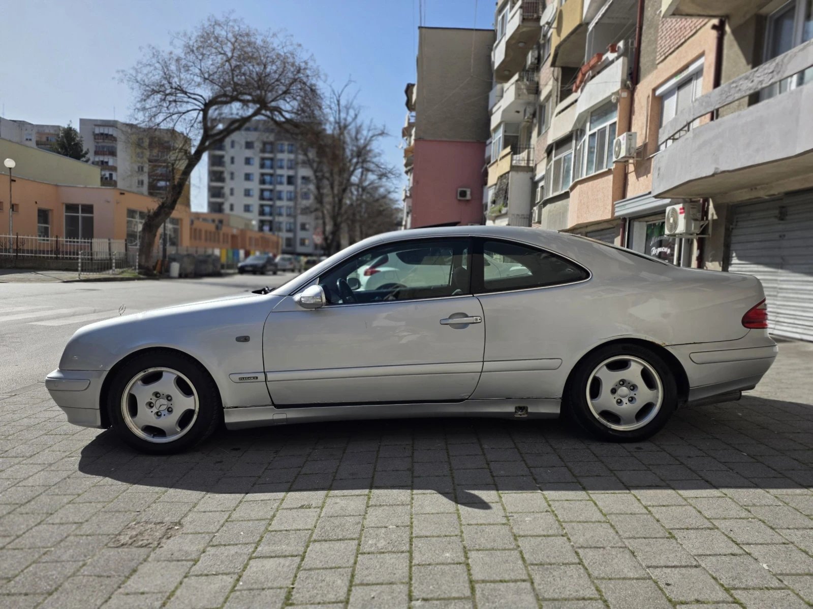 Mercedes-Benz CLK 230 KOMPRESSOR ГАЗ, снимка 7 - Автомобили и джипове - 53840039
