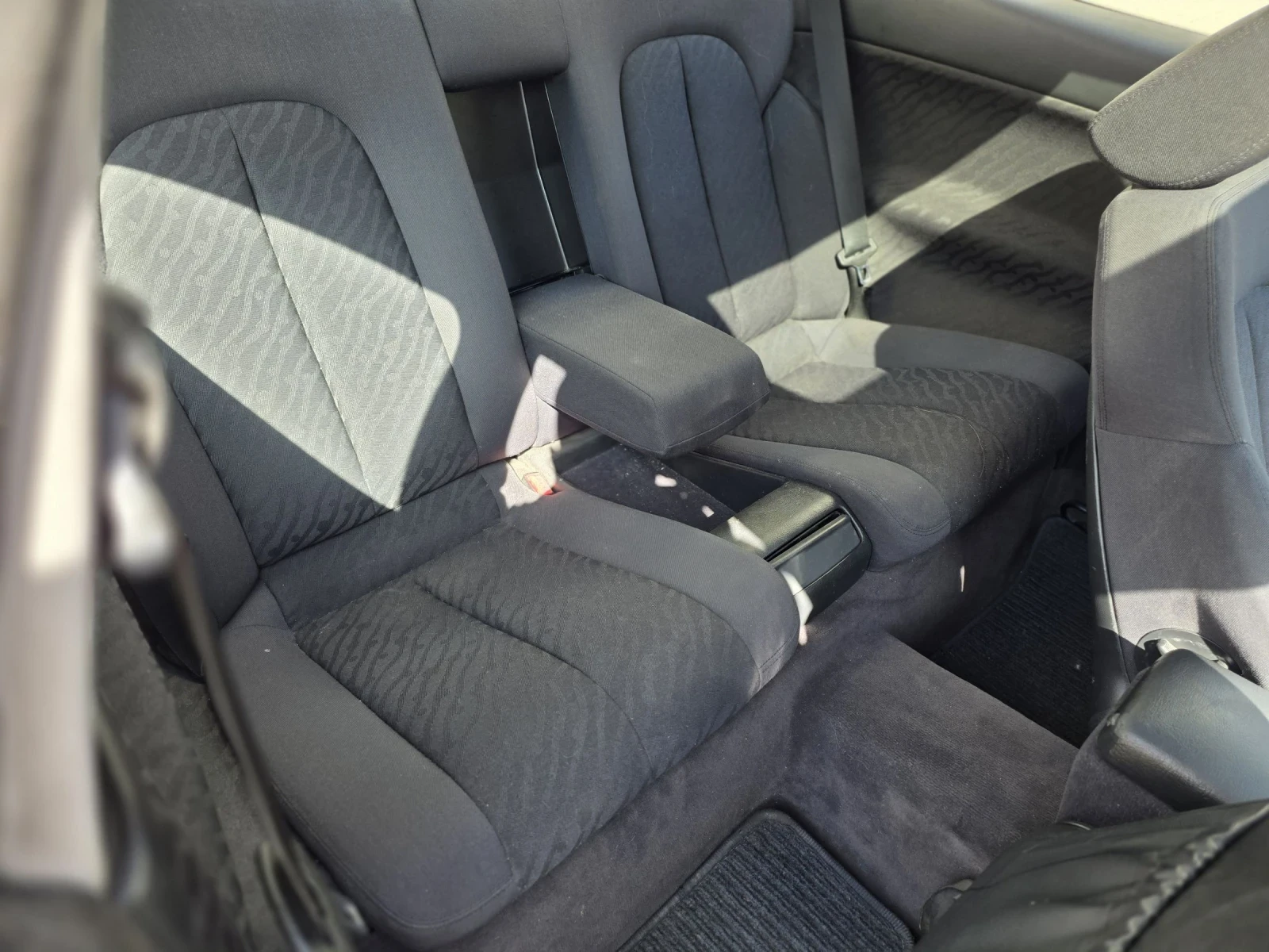 Mercedes-Benz CLK 230 KOMPRESSOR ГАЗ, снимка 11 - Автомобили и джипове - 53840039