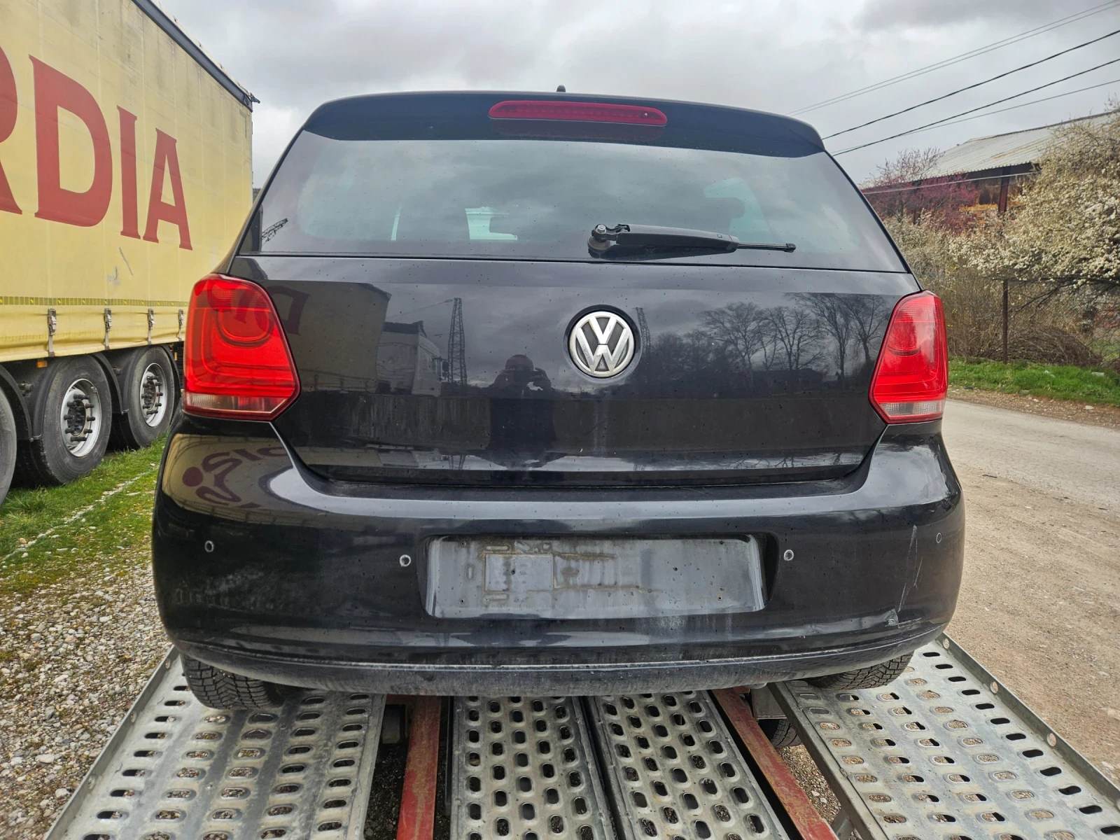 VW Polo 1.2dizel-75ks-2012god-CFW, снимка 4 - Автомобили и джипове - 54090978