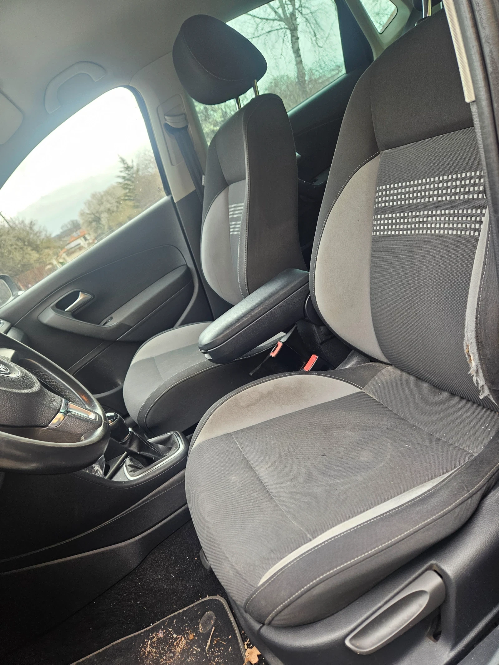 VW Polo 1.2dizel-75ks-2012god-CFW, снимка 8 - Автомобили и джипове - 54090978