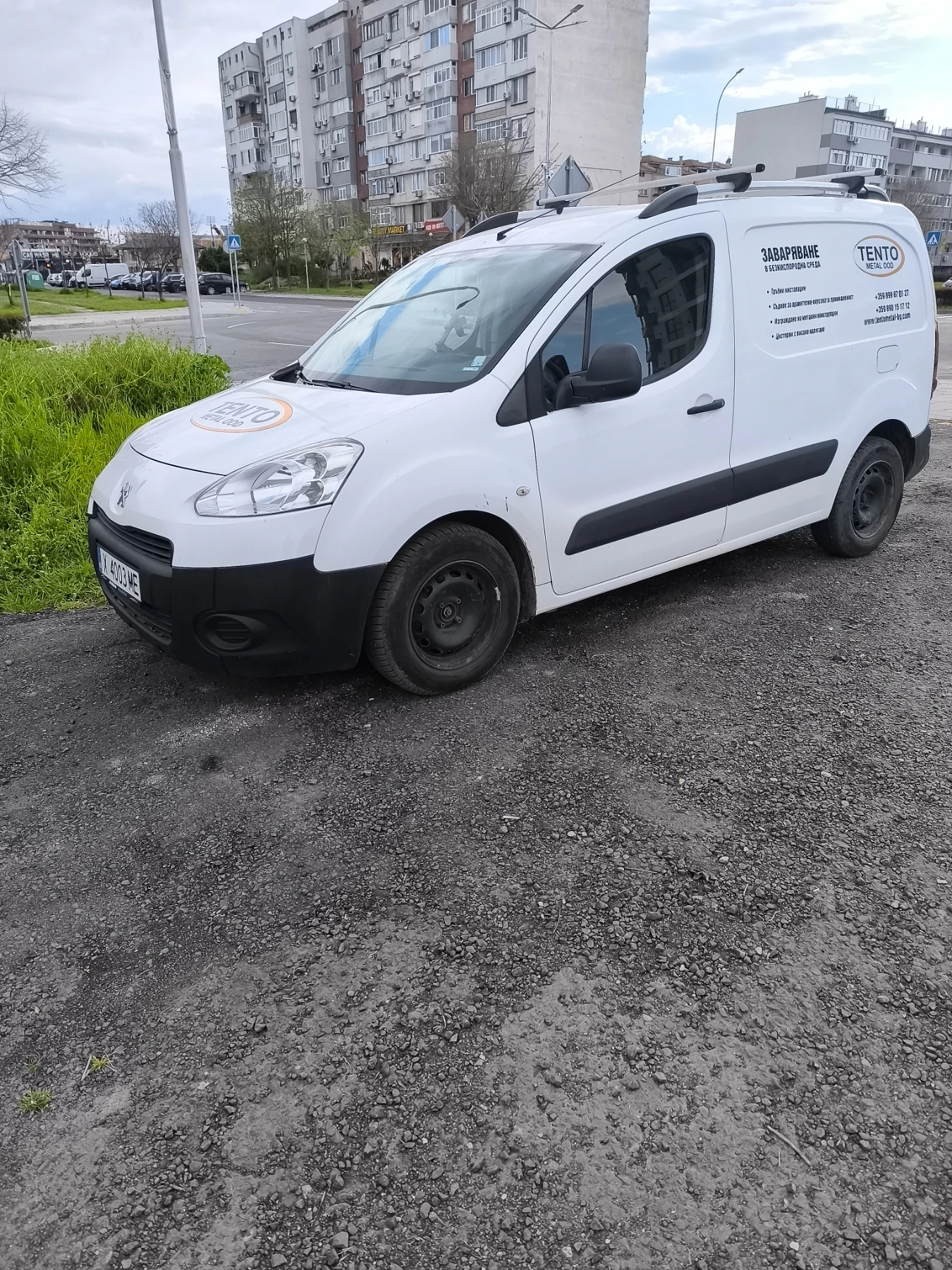 Peugeot Partner Пикапи 