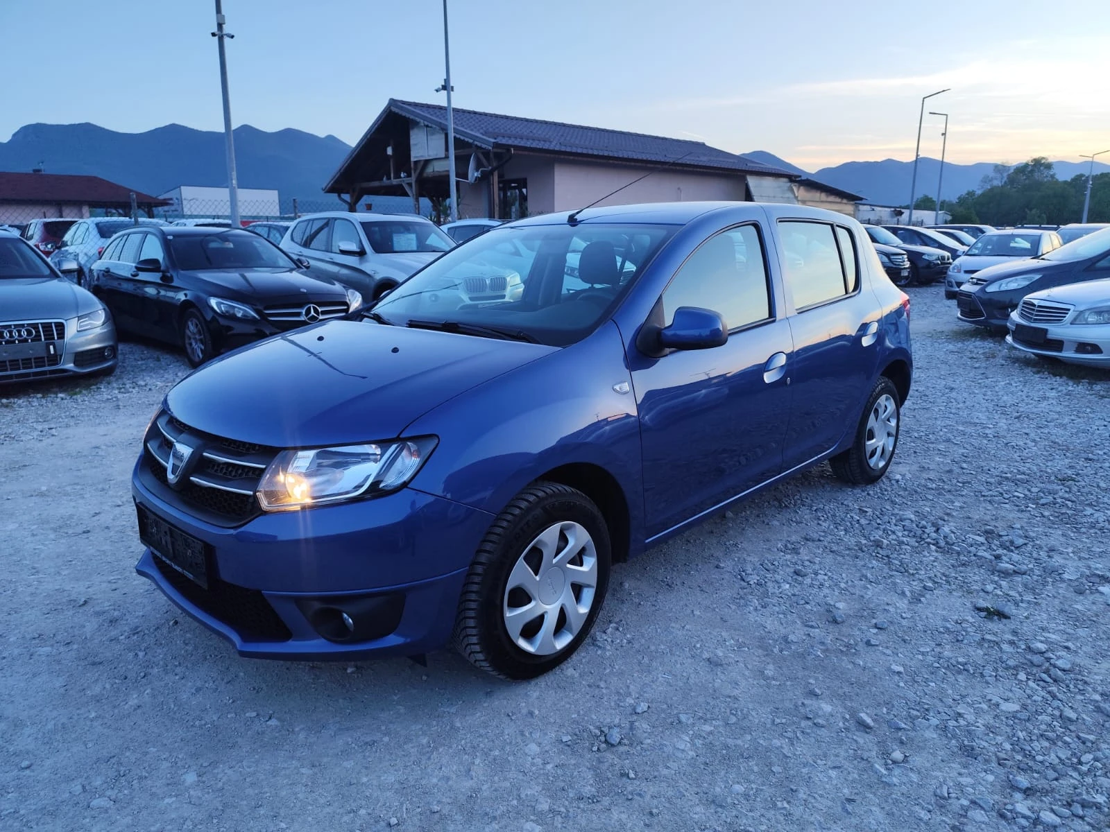 Dacia Sandero 1.2 бензин