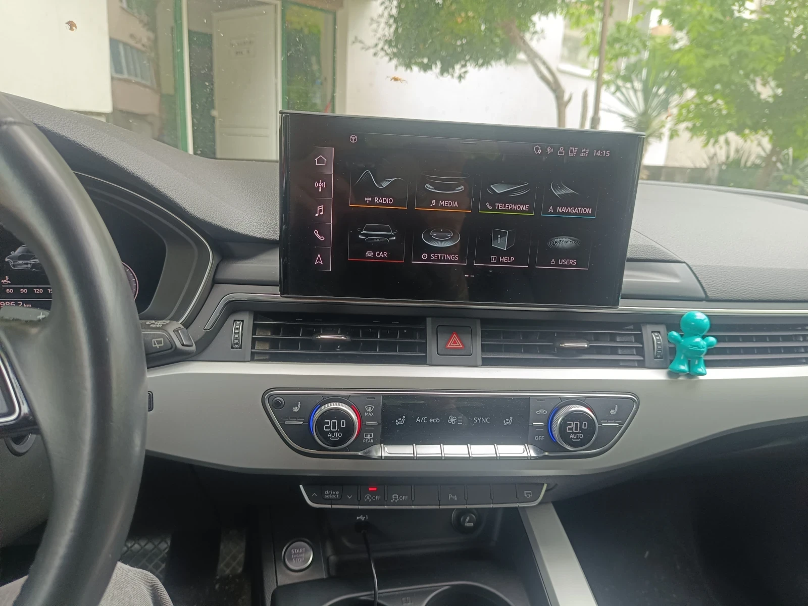 Audi A4 40 TFSI Avant , снимка 11 - Автомобили и джипове - 54796042
