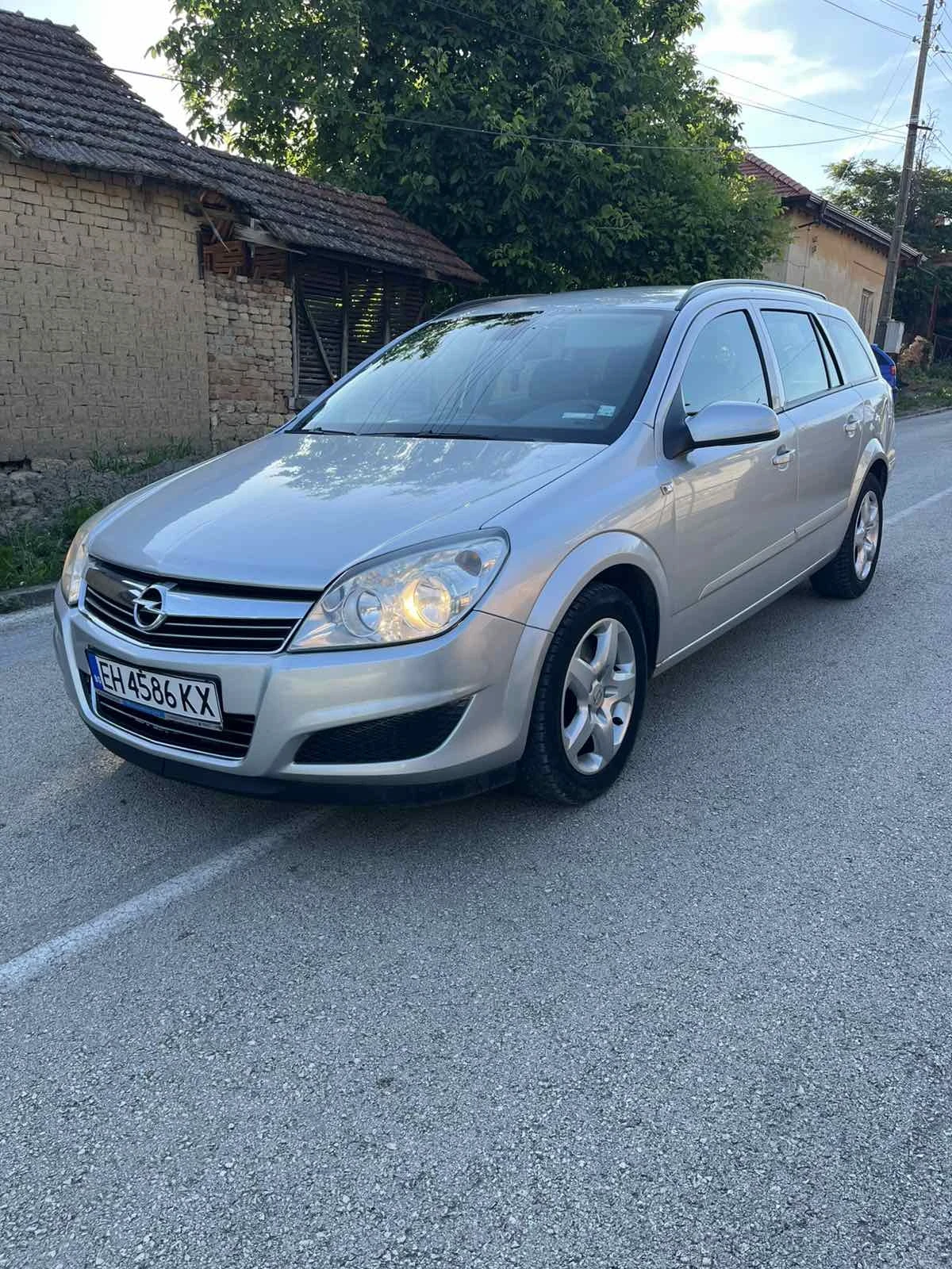 Opel Astra, снимка 3 - Автомобили и джипове - 54962132