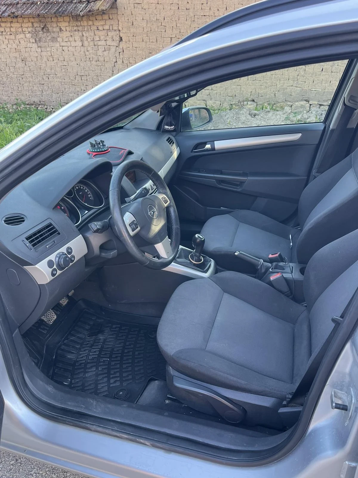 Opel Astra, снимка 2 - Автомобили и джипове - 54962132