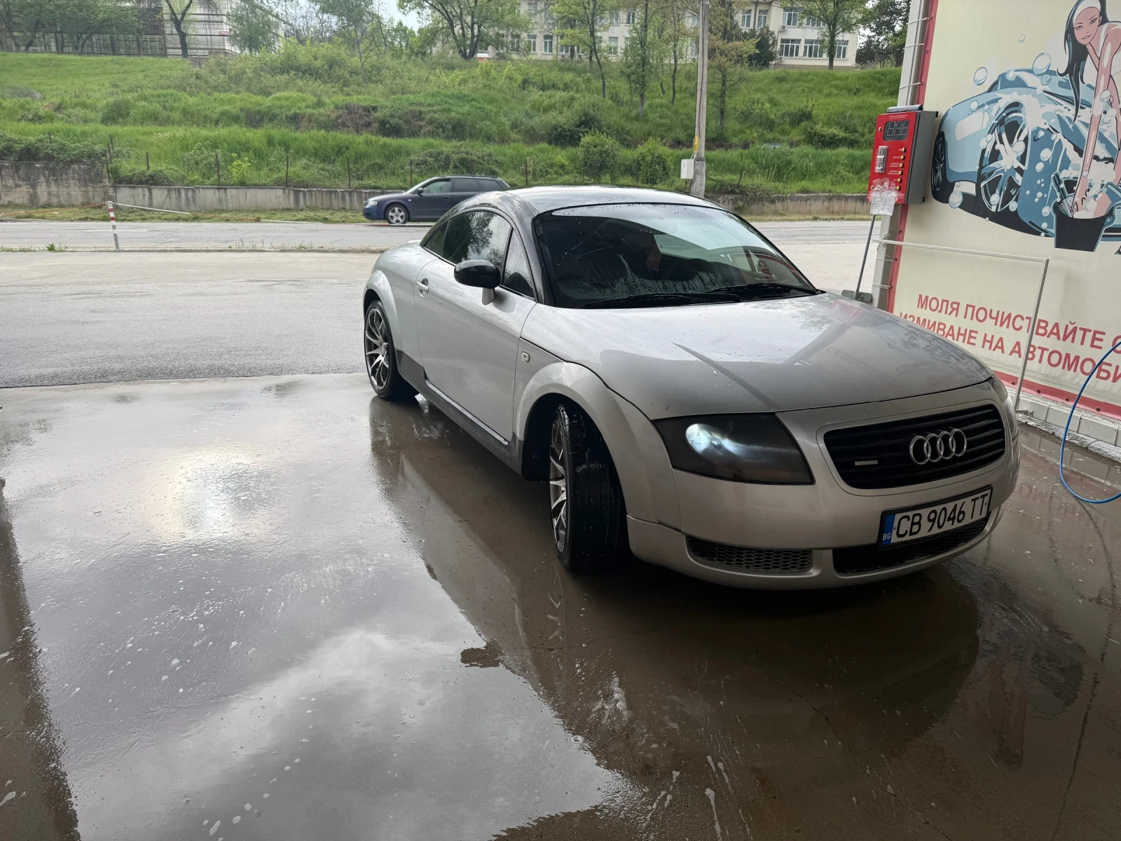 Audi Tt 1.8Т Quattro , снимка 2 - Автомобили и джипове - 55180239