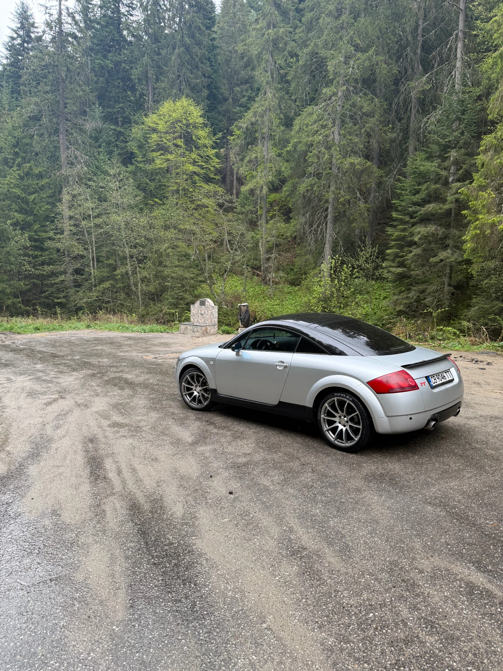 Audi Tt 1.8Т Quattro , снимка 4 - Автомобили и джипове - 55180239