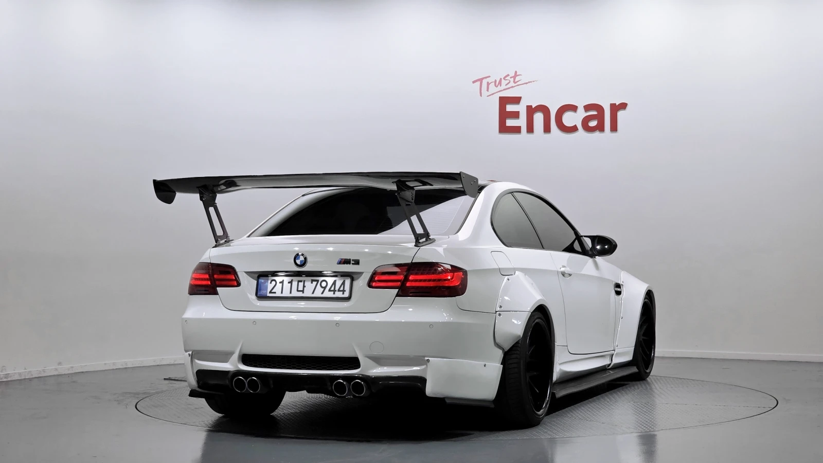 BMW M3 Coupe CUSTOM PERFORMANCE, снимка 3 - Автомобили и джипове - 55392563