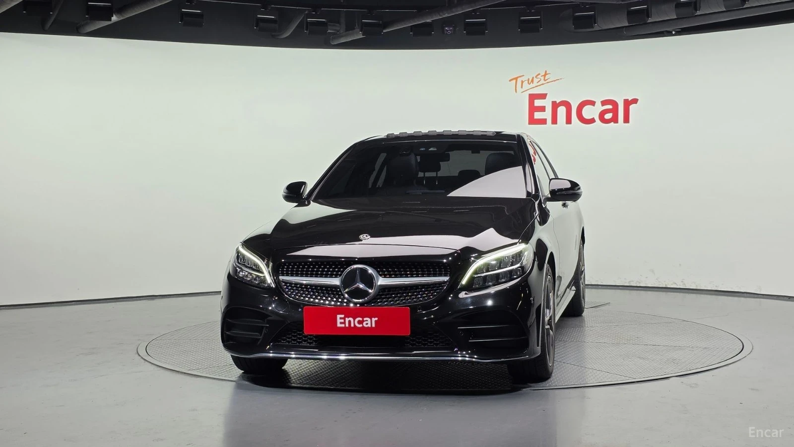 Mercedes-Benz C 220 D 4MATIC AMG-LINE Автокредит Цена до България, снимка 3 - Автомобили и джипове - 55486796