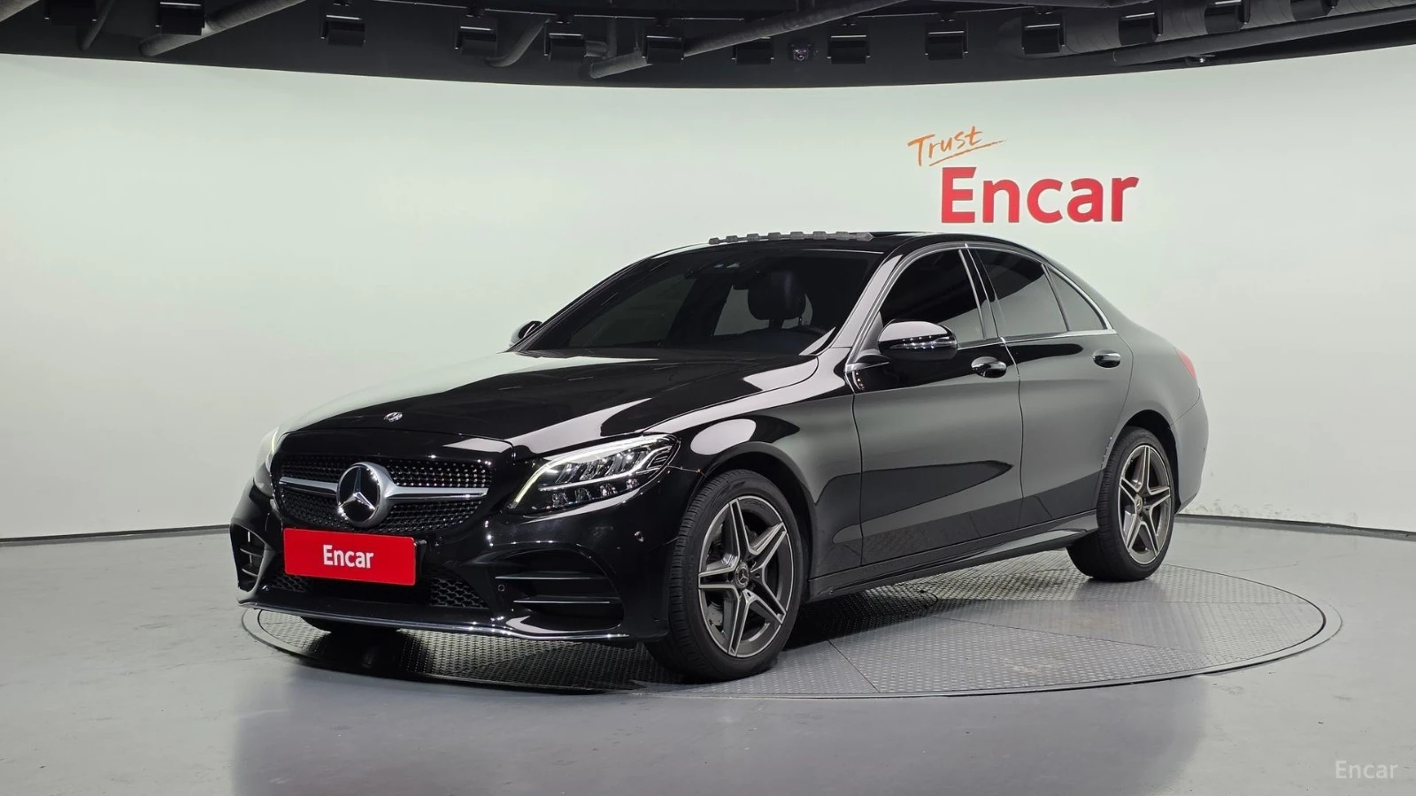 Mercedes-Benz C 220 D 4MATIC AMG-LINE Автокредит Цена до България