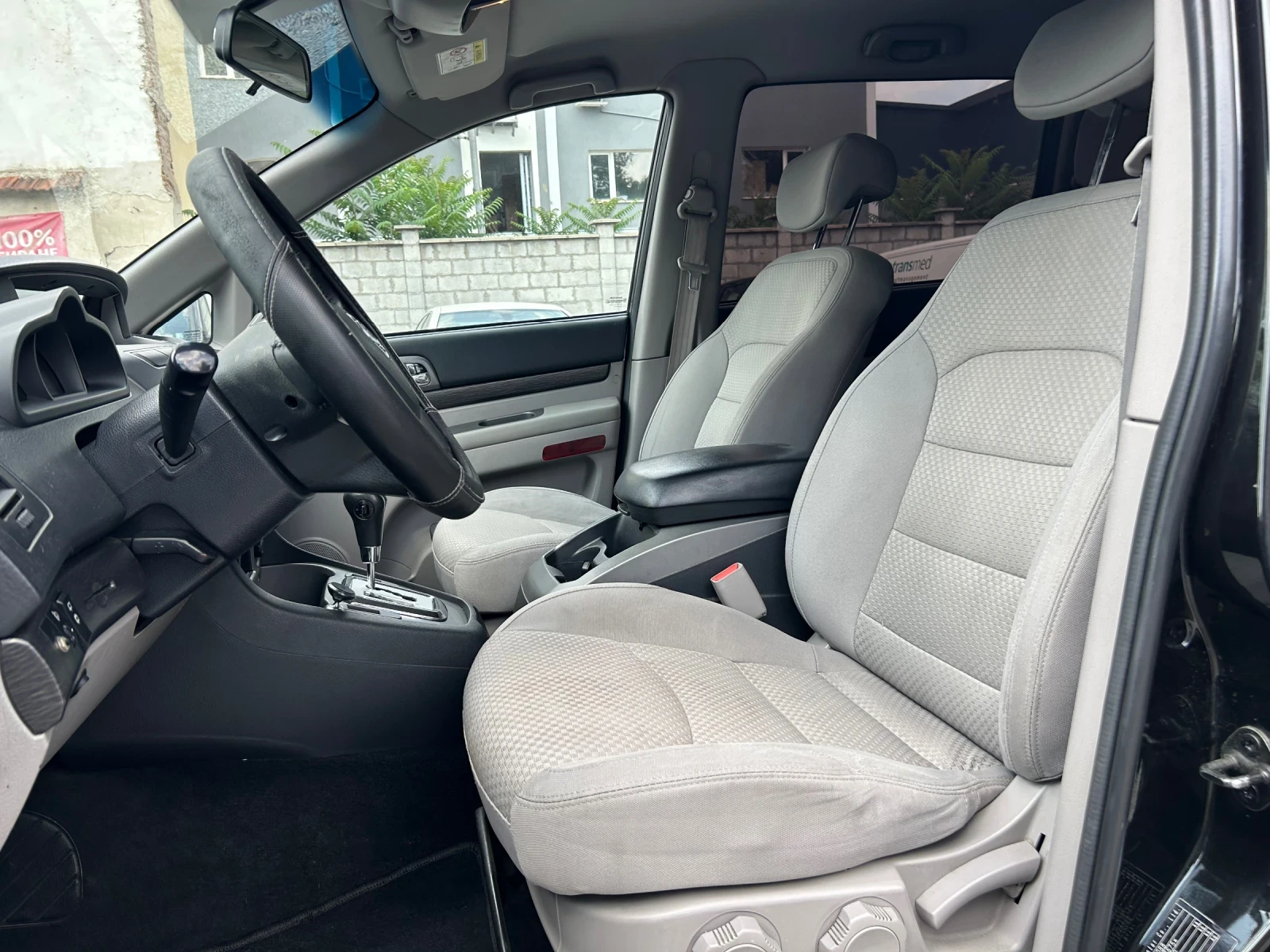 SsangYong Rodius 7-местен | 2.2D 177 к.с. | Автоматик | , снимка 9 - Автомобили и джипове - 55653877