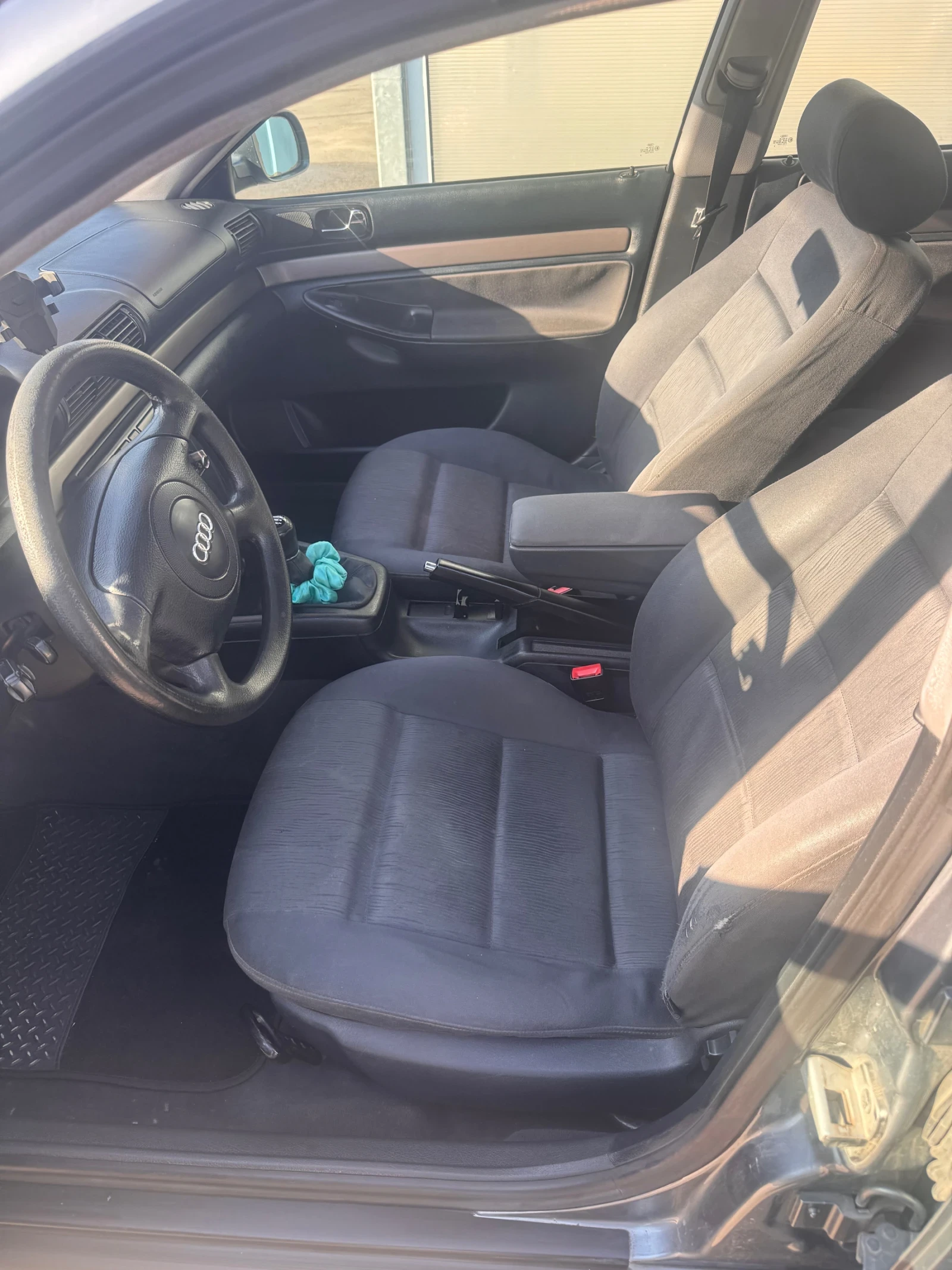 Audi A4 1.6, снимка 6 - Автомобили и джипове - 55881249