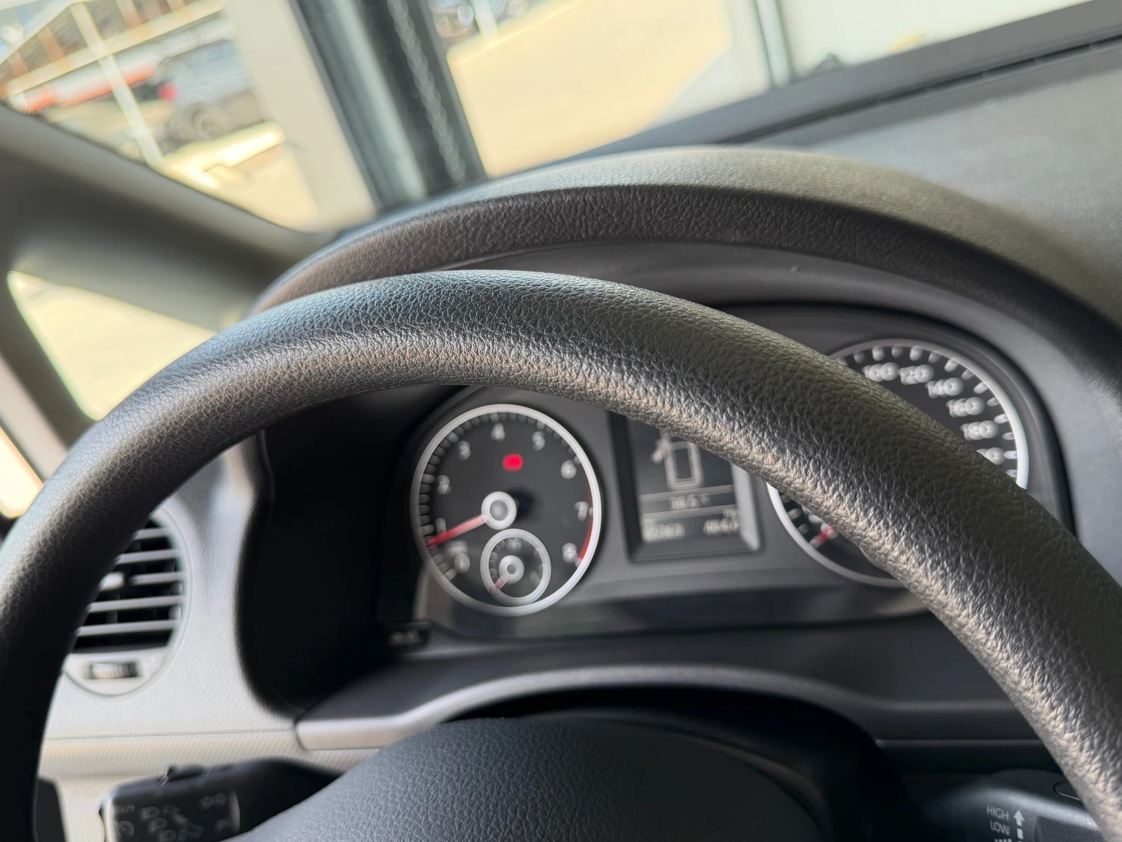 VW Caddy 2.0-МЕТАН-85000км-КАТО НОВ-СЕРВИЗНА ИСТОРИЯ!, снимка 10 - Автомобили и джипове - 55902023
