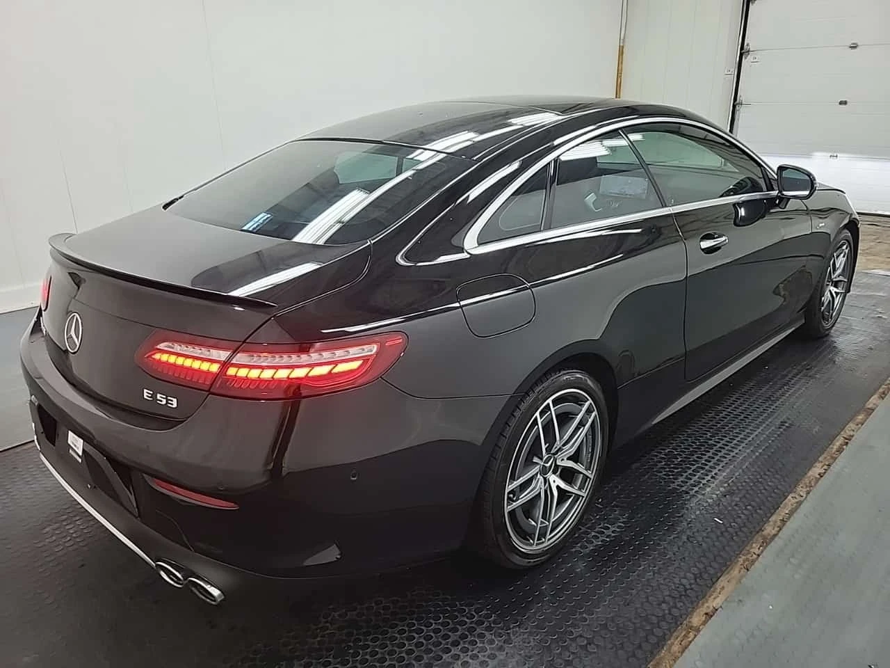 Mercedes-Benz E 53 AMG * 4matic+ Coupe E 53* АВТОКРЕДИТ* , снимка 2 - Автомобили и джипове - 56282392