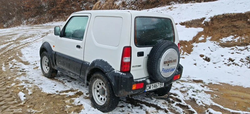 Suzuki Jimny, снимка 4 - Автомобили и джипове - 49062207