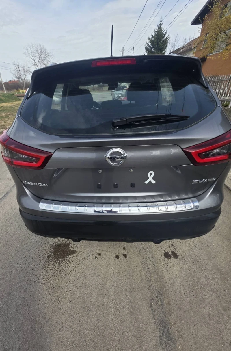 Nissan Qashqai 4x4 2.0 бензин , снимка 5 - Автомобили и джипове - 49469069