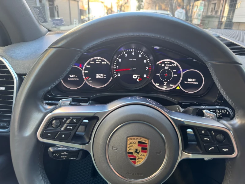 Porsche Cayenne, снимка 4 - Автомобили и джипове - 52438415