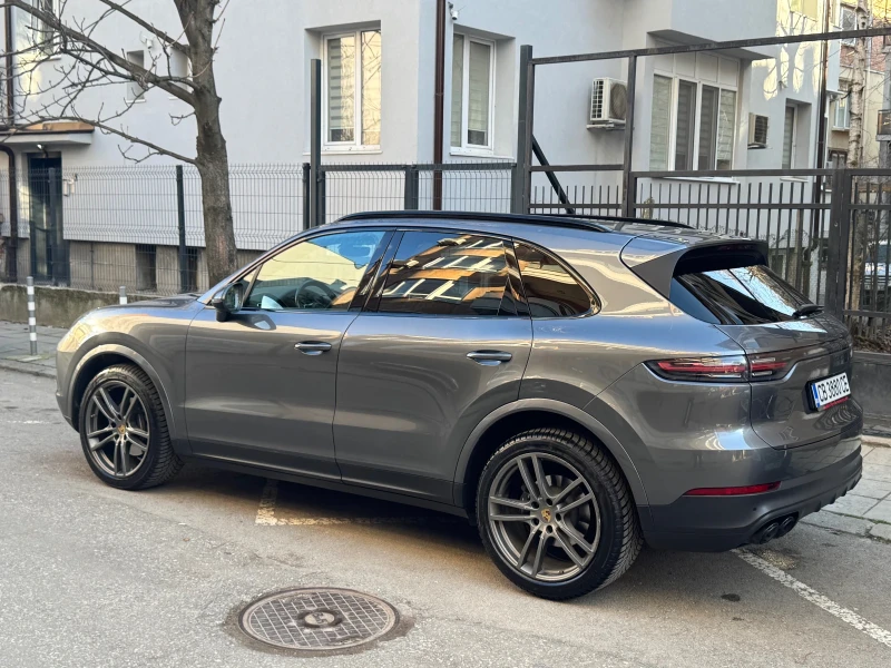 Porsche Cayenne, снимка 9 - Автомобили и джипове - 52438415