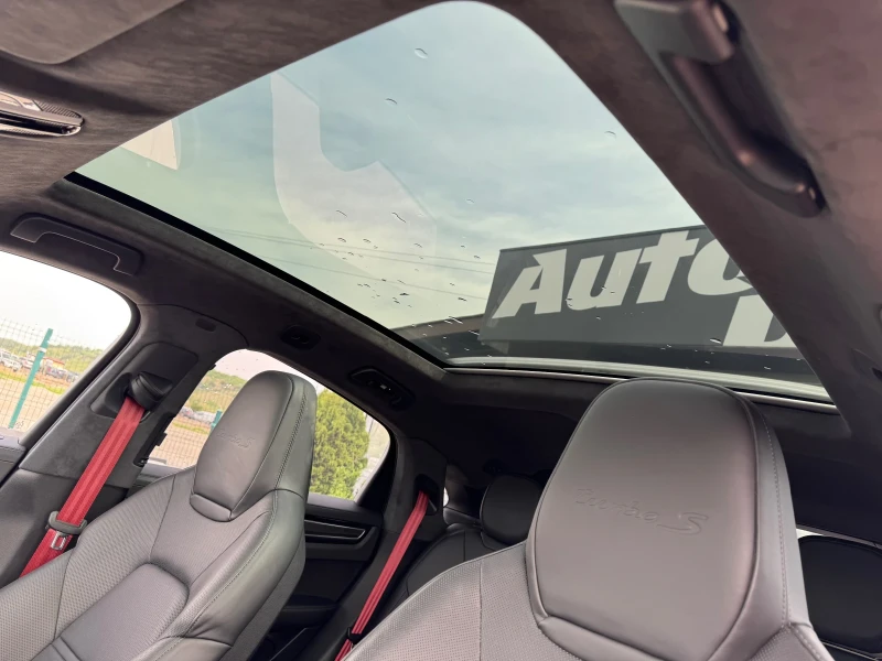 Porsche Cayenne Turbo S* E Hybrid* , снимка 16 - Автомобили и джипове - 50191428