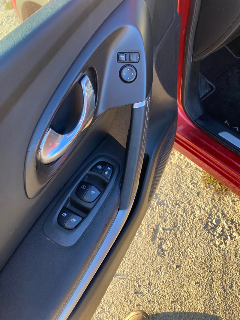 Renault Kadjar 1.5 DCI 110 ks Avtomat evro 6, снимка 14 - Автомобили и джипове - 52867050