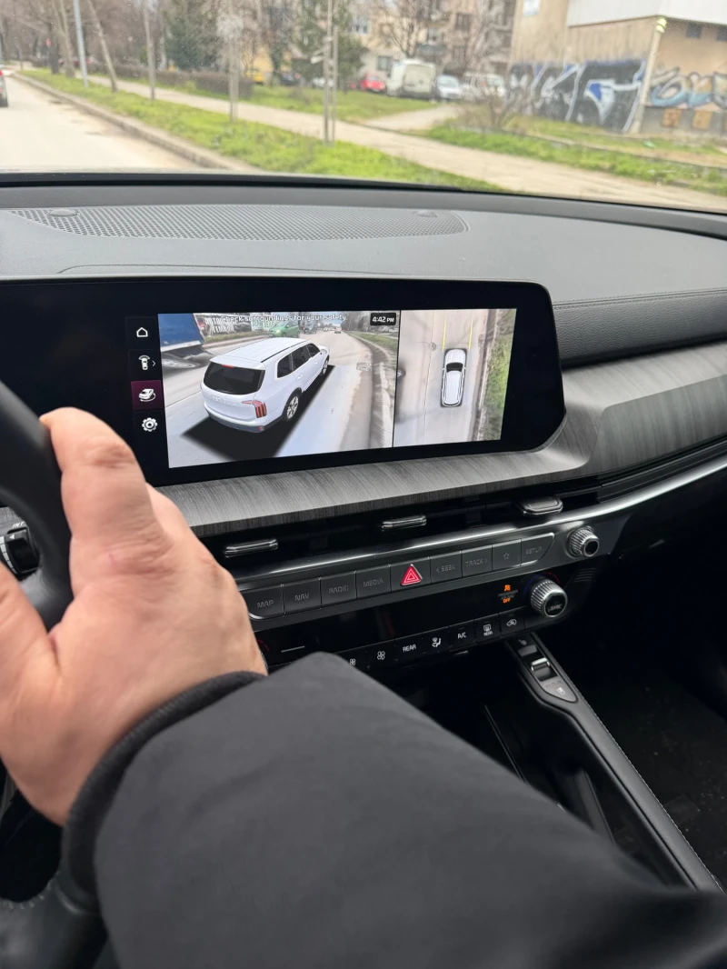 Kia Telluride, снимка 9 - Автомобили и джипове - 53260149