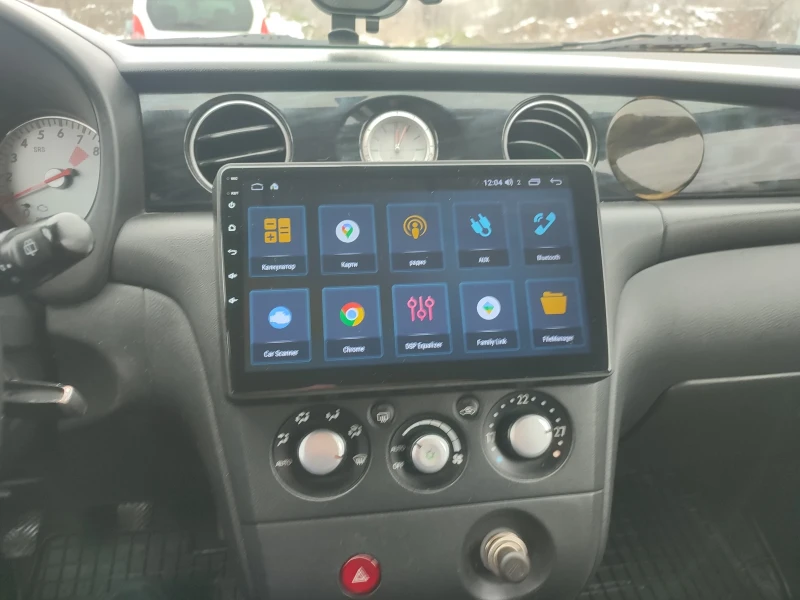 Mitsubishi Outlander, снимка 12 - Автомобили и джипове - 53357266