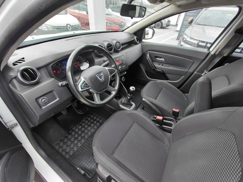 Dacia Duster 1.5 dCi/115к.с/4x4, снимка 13 - Автомобили и джипове - 53456041