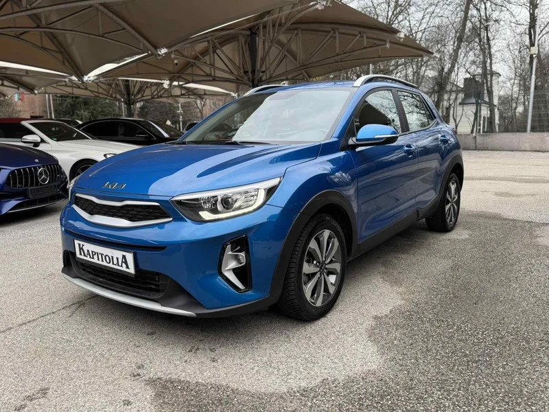 Kia Stonic 1.0i Автоматик, снимка 2 - Автомобили и джипове - 53681621