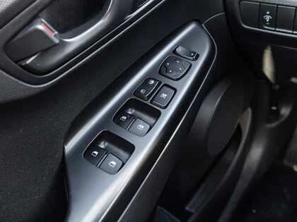 Hyundai Kona Preferred AWD, снимка 6 - Автомобили и джипове - 54647371
